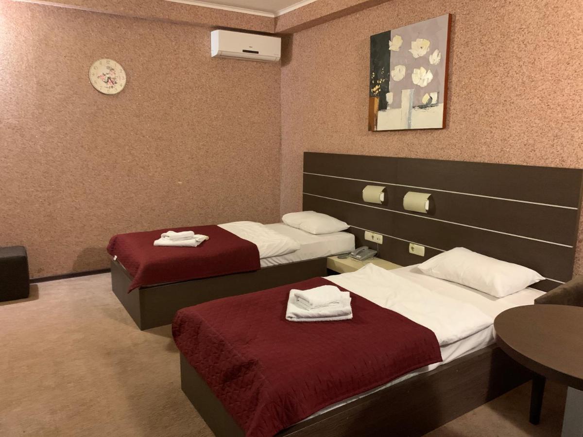 Motel-Yasniy Dnjepropetovsk Buitenkant foto